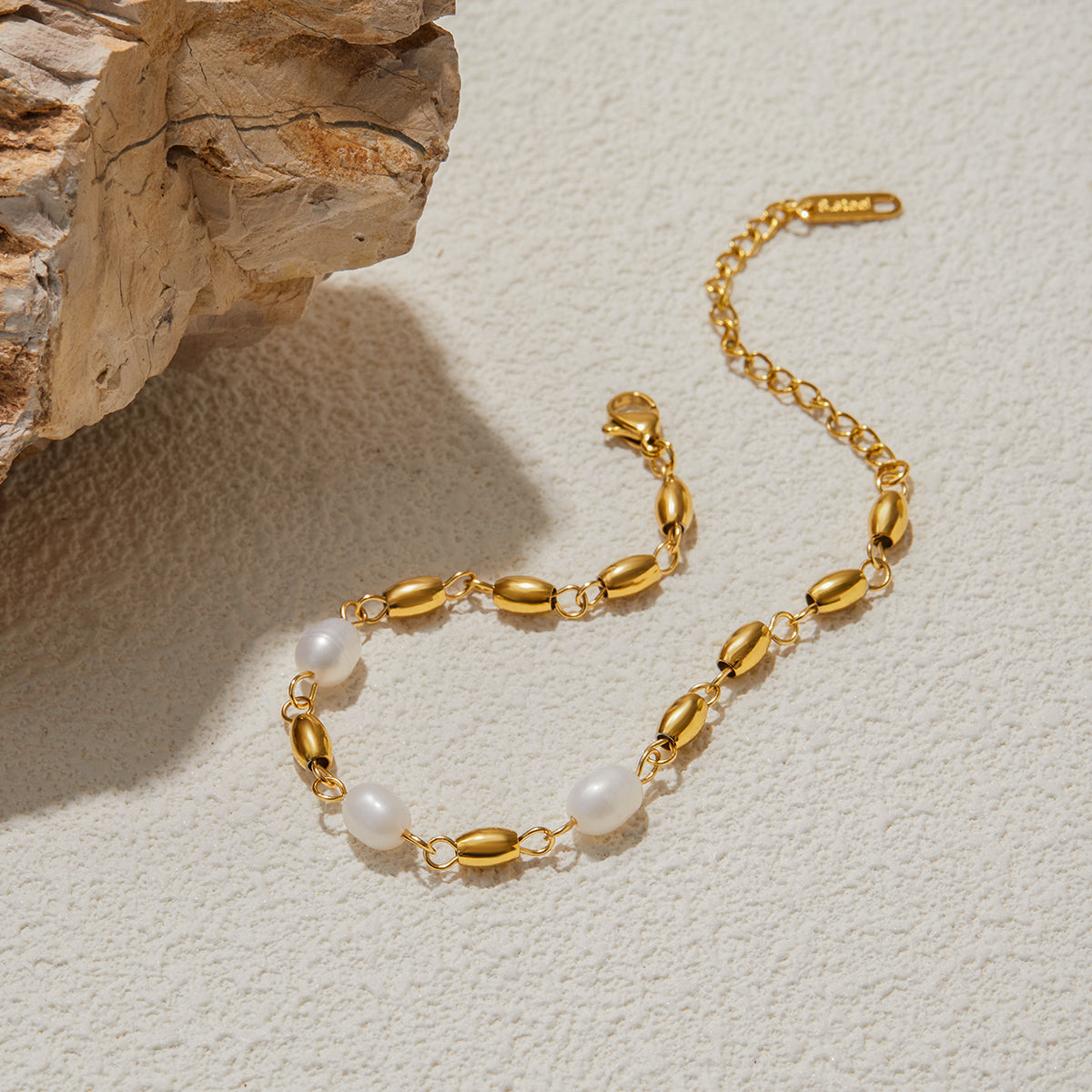 Bella Pearl Bracelet
