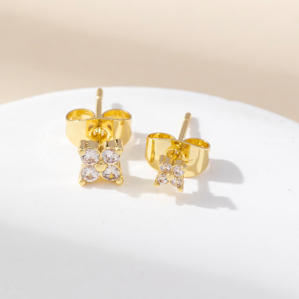 Fiorella Studs