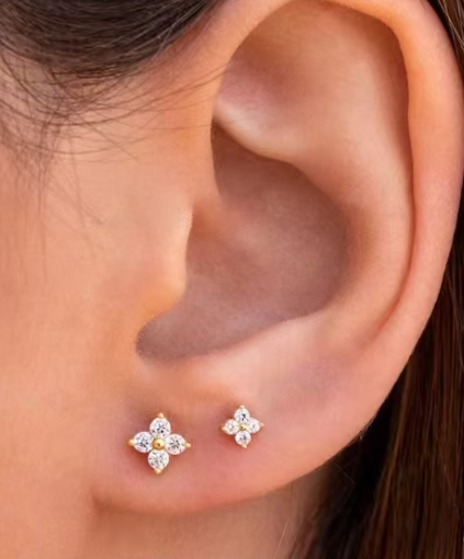 Fiorella Studs