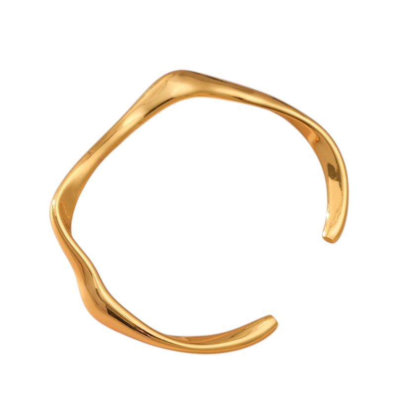 Luna Wave Cuff