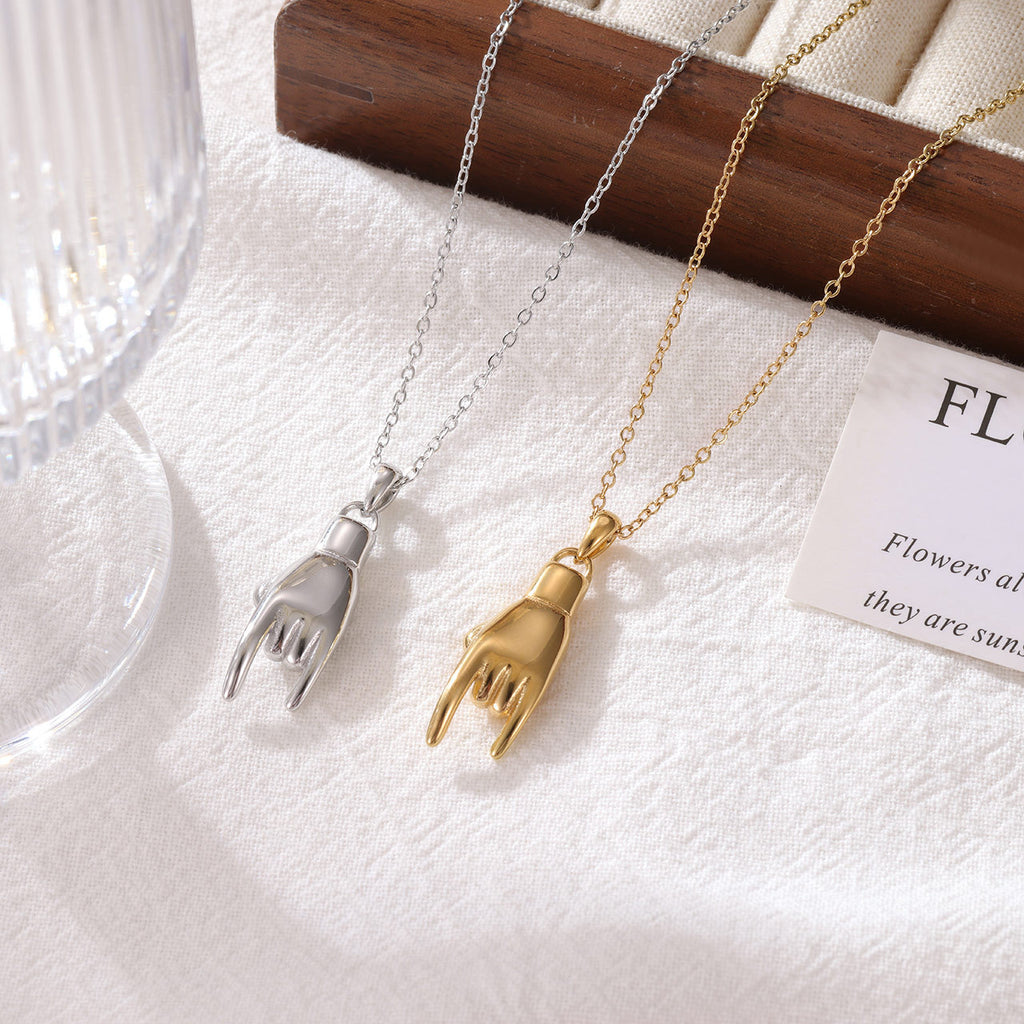 Mano Fortuna Necklace