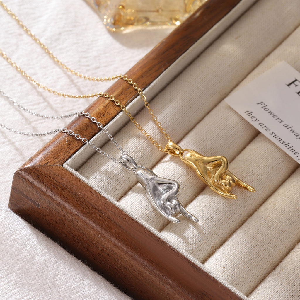 Mano Fortuna Necklace